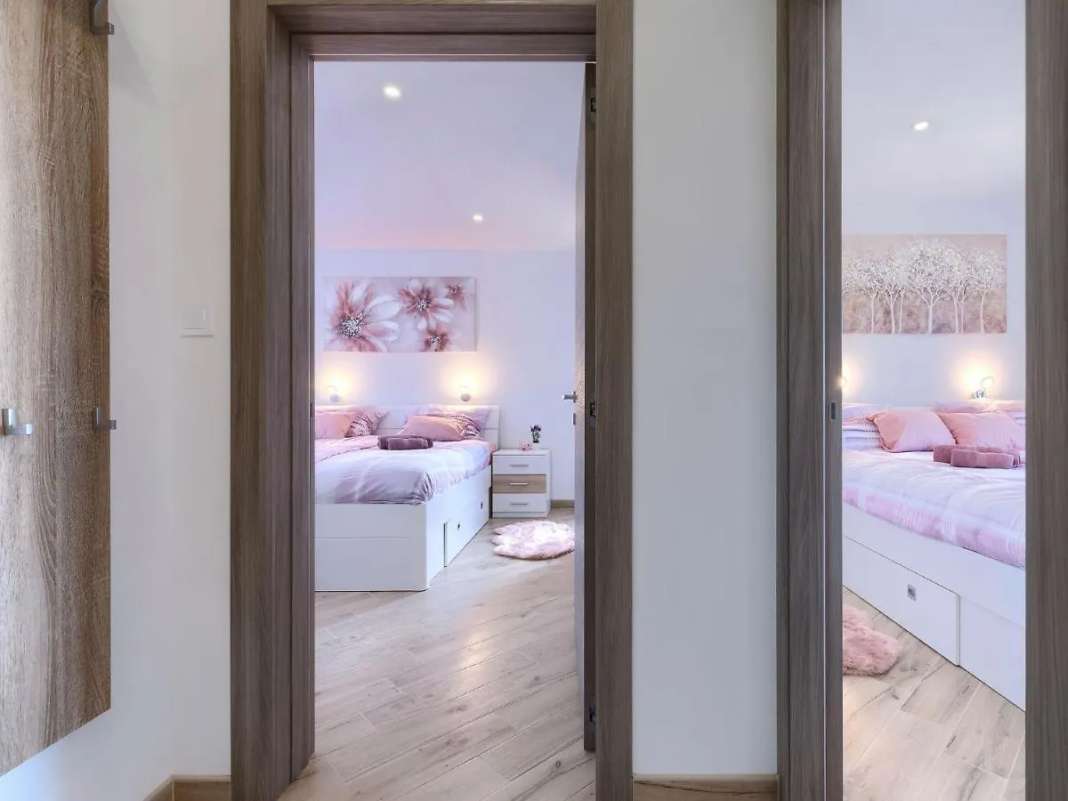 Apartment Joy By Interhome Pula Kroatien